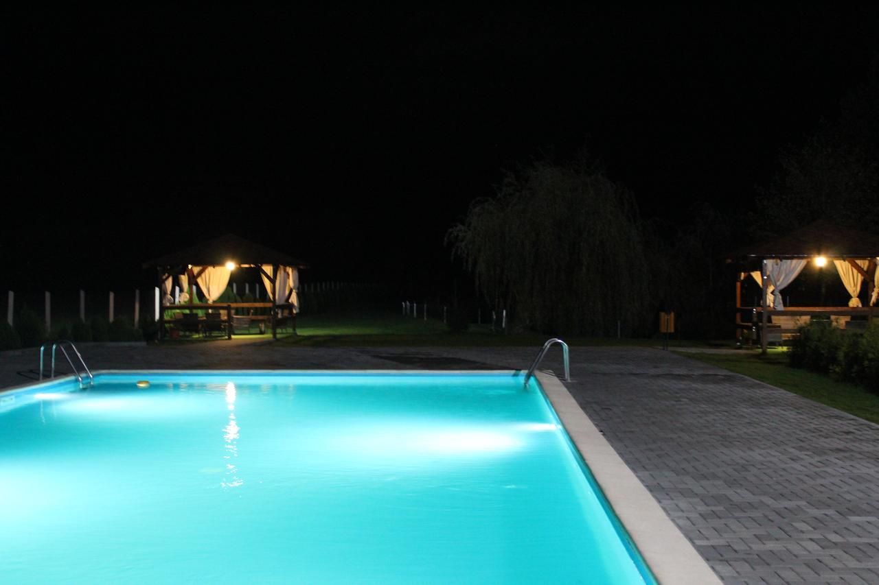 Făget Hanul Lui Bogdan Economy Inn מראה חיצוני תמונה