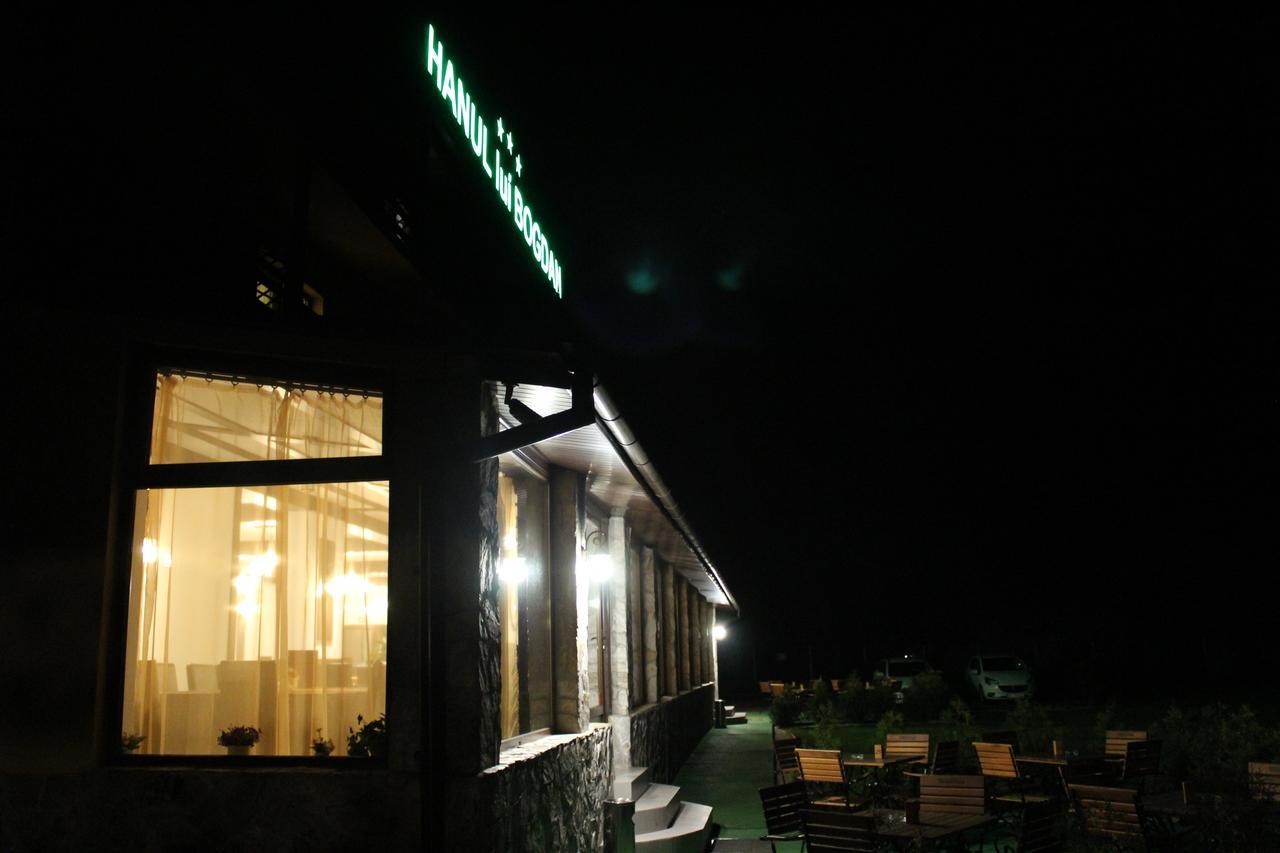 Făget Hanul Lui Bogdan Economy Inn מראה חיצוני תמונה
