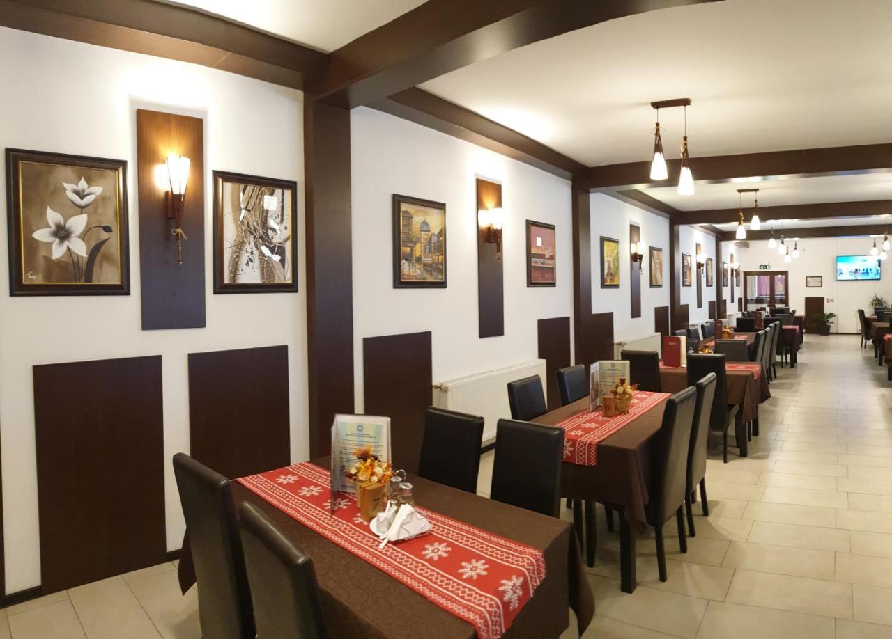 Făget Hanul Lui Bogdan Economy Inn מראה חיצוני תמונה